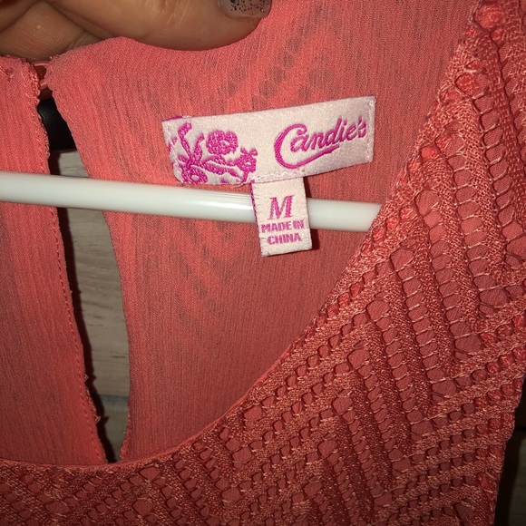 👚🌸Blouse 👚🌸 - Picture 2 of 3